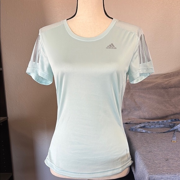 adidas Tops - Adidas Women’s Sz XS Mint Green Workout Shirt